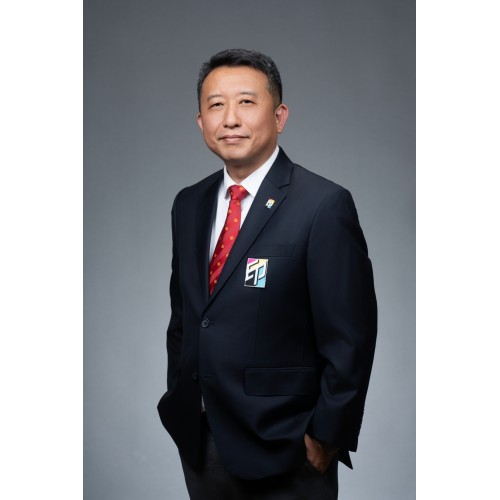 張堃先生